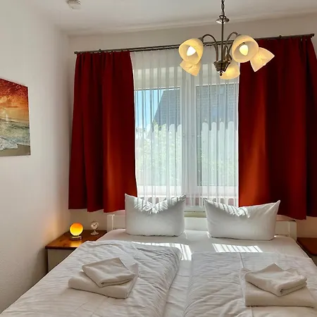 Uns Wiek Hus 2 Apartment